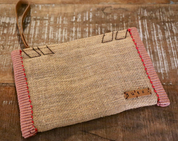 dutzi design  pouch